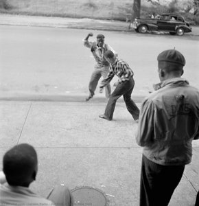 Untitled, Harlem, New York — गॉर्डन पार्क्स