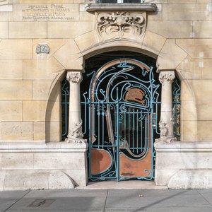 The Castel Béranger On Rue De La Fontaine, Paris France — Hector Guimard, Art Nouveau